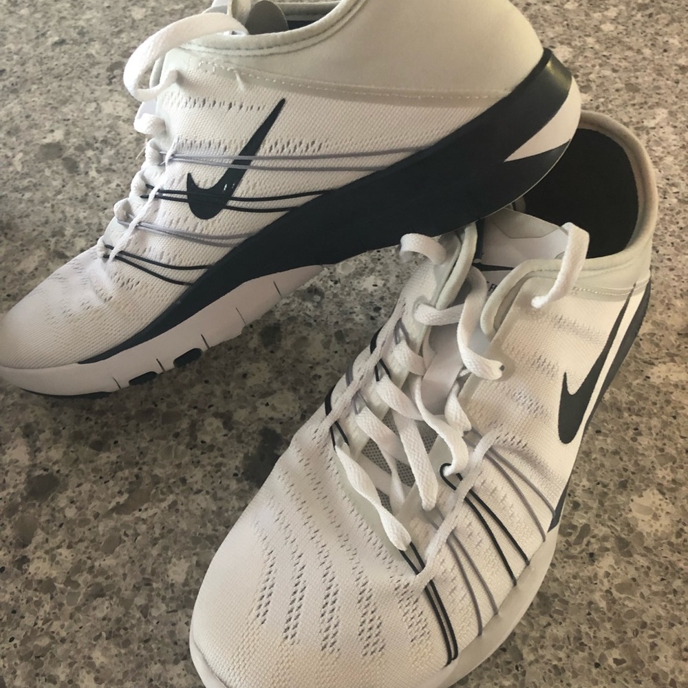 Nike Free TR6